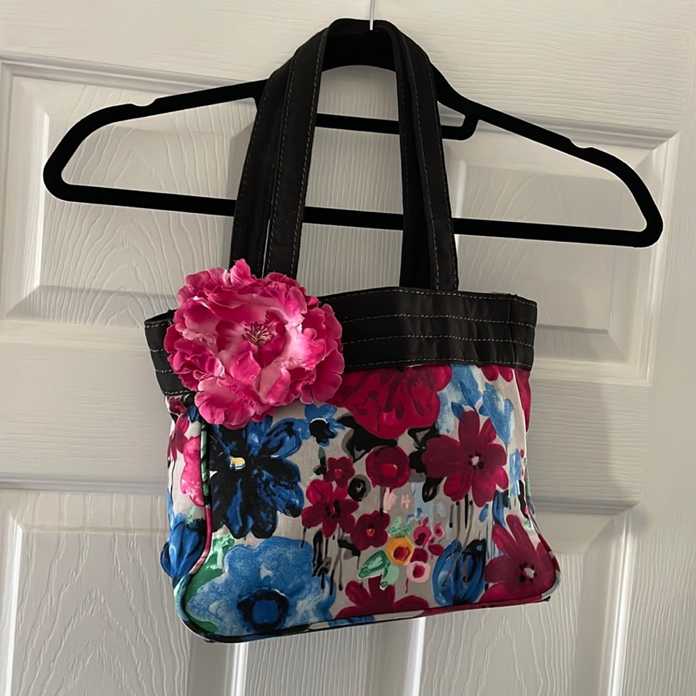 Thirty One Shoulder Purse with Flower Pin